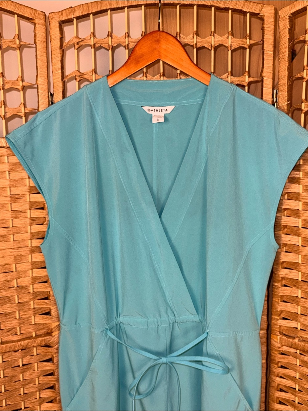 Athleta Marlow Romper Featherweight Stretch Size Large - Picture 4 of 7